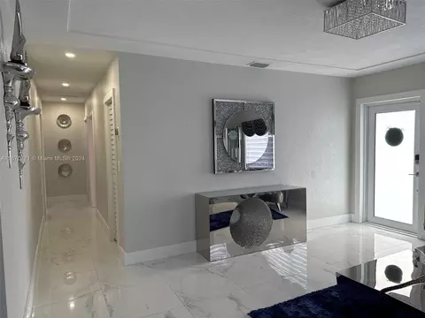 613 E 33rd St, Hialeah, FL 33013 photo 11