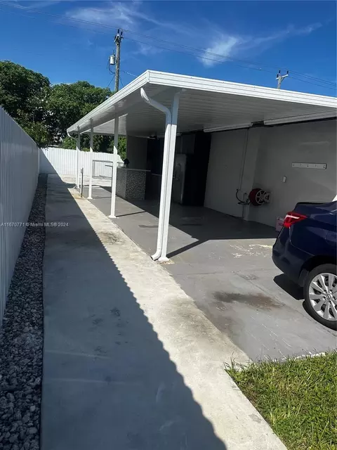 613 E 33rd St, Hialeah, FL 33013 photo 31
