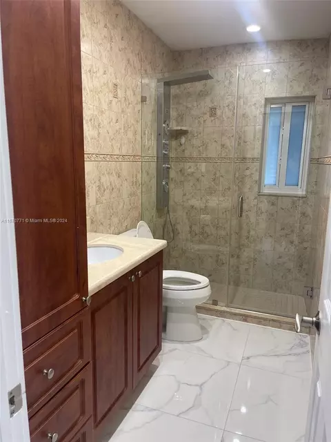 613 E 33rd St, Hialeah, FL 33013 photo 16