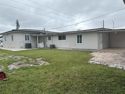 613 E 33rd St, Hialeah, FL 33013 photo 4