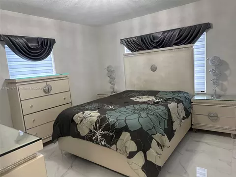 613 E 33rd St, Hialeah, FL 33013 photo 15