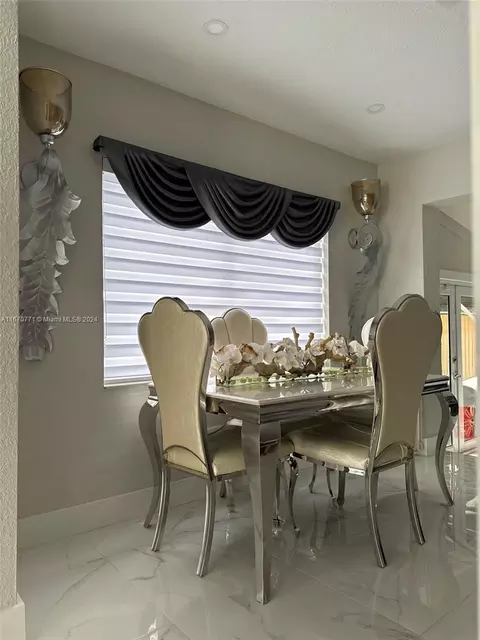 613 E 33rd St, Hialeah, FL 33013 photo 5