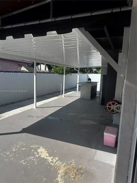 613 E 33rd St, Hialeah, FL 33013 photo 29