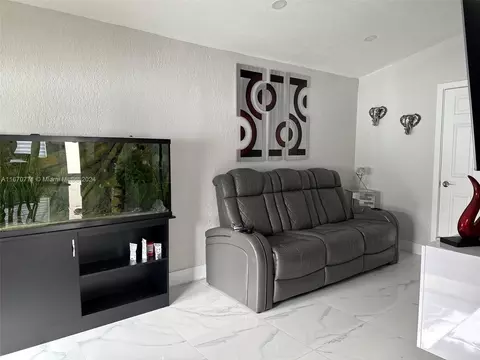 613 E 33rd St, Hialeah, FL 33013 photo 8
