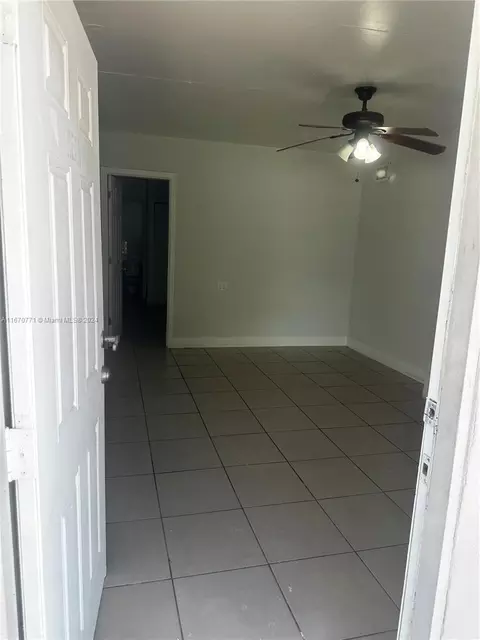 613 E 33rd St, Hialeah, FL 33013 photo 26