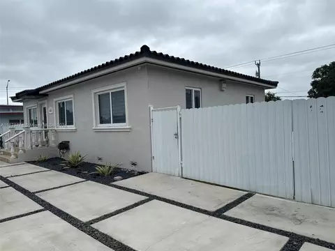 613 E 33rd St, Hialeah, FL 33013 photo 3