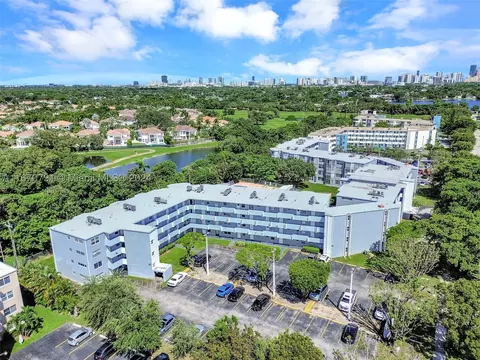 1601 NE 191st St #B304, Miami, FL 33179