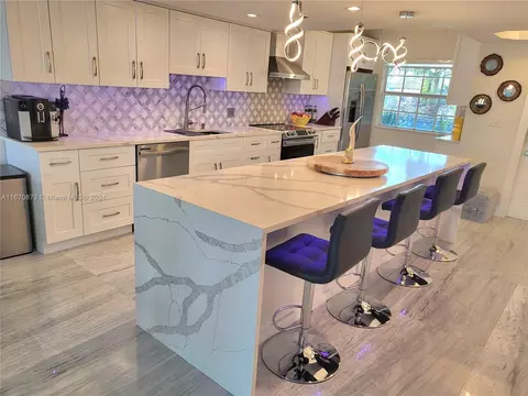 1111 E Las Olas Blvd #412, Fort Lauderdale, FL 33301