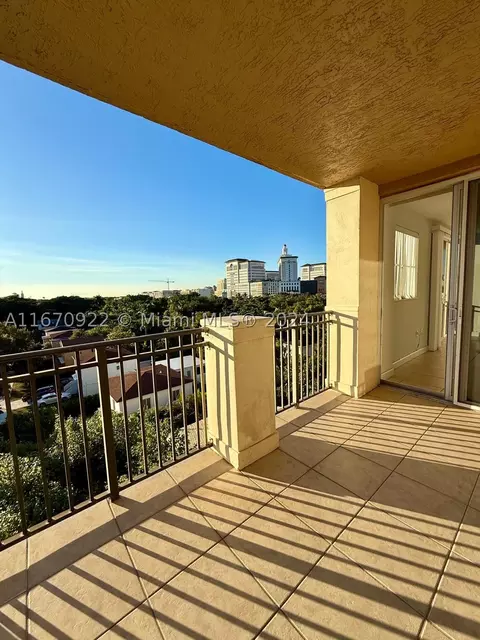 2650 SW 37th Ave #607, Miami, FL 33133