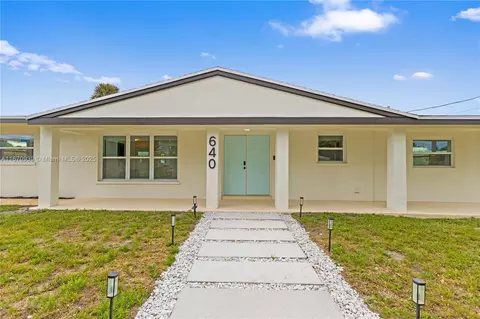 640 SE 5th Ct, Pompano Beach, FL 33060