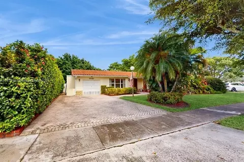 7881 SW 133rd Ct, Miami, FL 33183