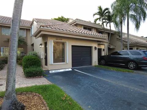 16359 Malibu Dr #60, Weston, FL 33326