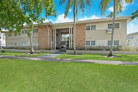 6511 Santona St #C12, Coral Gables, FL 33146