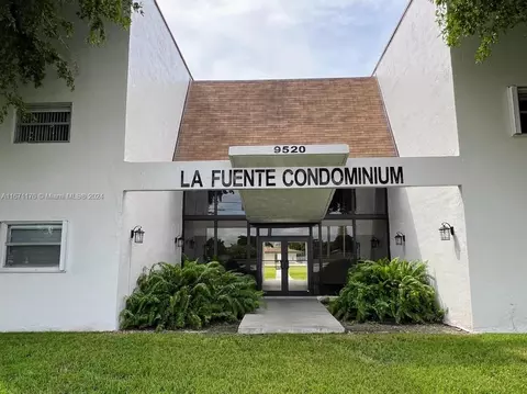 9520 SW 8th St #109, Miami, FL 33174