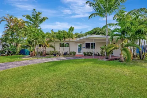 9730 Bahama Dr, Cutler Bay, FL 33189