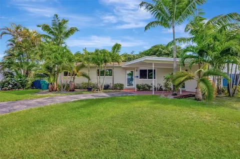 9730 Bahama Dr, Cutler Bay, FL 33189