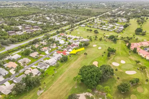 View/Area - 5169 SE Miles Grant Ter, Stuart, FL 34997 photo 6 of 9