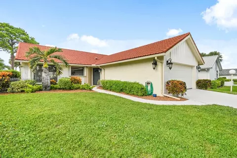 Exterior - 5169 SE Miles Grant Ter, Stuart, FL 34997 photo 10 of 10