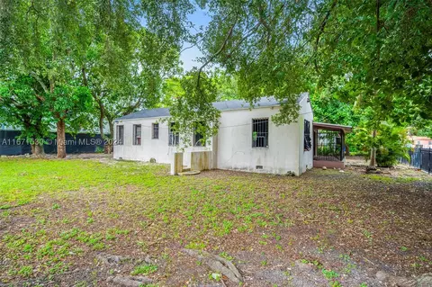 6436 NW 1st Pl, Miami, FL 33150