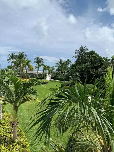 607 Ocean Dr #2J, Key Biscayne, FL 33149 photo 4