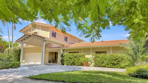 269 W Mashta Dr, Key Biscayne, FL 33149