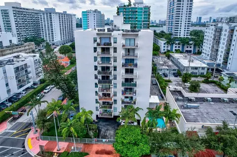 1300 Alton Rd #5C, Miami Beach, FL 33139