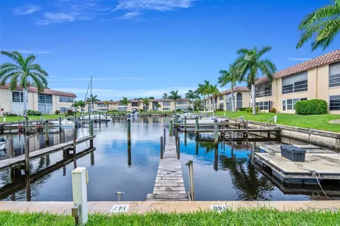 2600 S Kanner Hwy #3, Stuart, FL 34994