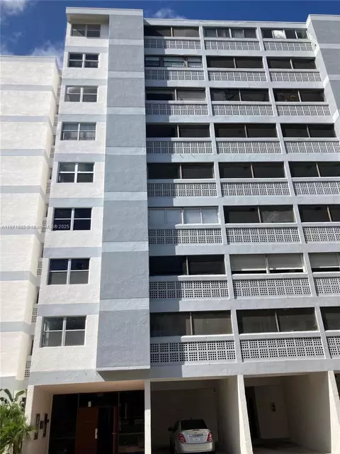 3301 Spanish Moss Ter #704, Lauderhill, FL 33319