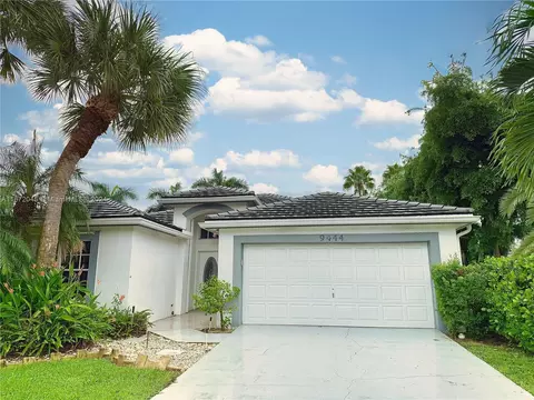 9444 Peabody Ct, Boca Raton, FL 33496