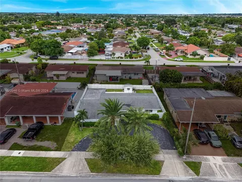 715 W 53rd St, Hialeah, FL 33012 photo 5