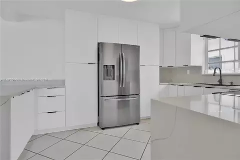 715 W 53rd St, Hialeah, FL 33012 photo 16