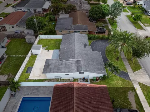 715 W 53rd St, Hialeah, FL 33012 photo 7