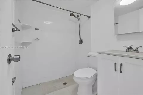 715 W 53rd St, Hialeah, FL 33012 photo 26