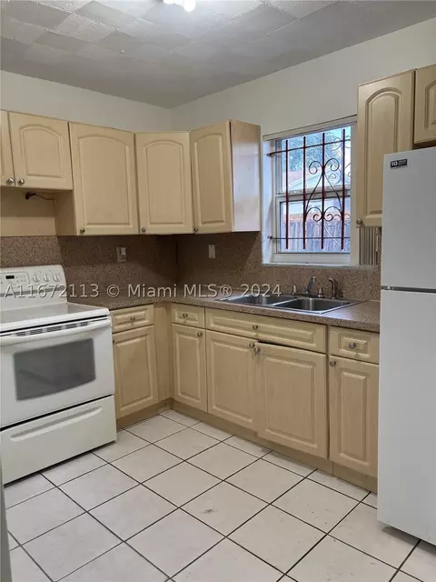 1111 NW 19th Ave #105, Miami, FL 33125