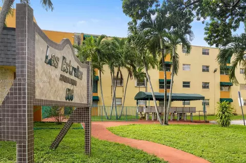 606 W 81st St #107, Hialeah, FL 33014