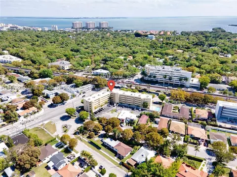 2690 SW 22nd Ave #407, Miami, FL 33133