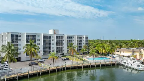 2821 N Miami Beach Blvd #5I, North Miami Beach, FL 33160