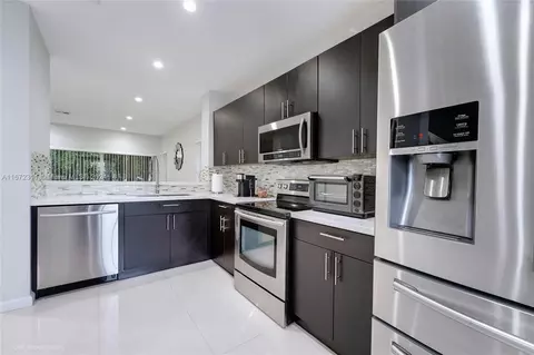 758 SW 122nd Ter #758, Pembroke Pines, FL 33025