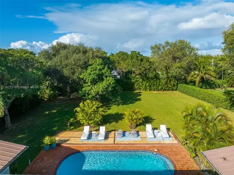 11420 SW 80th Rd, Pinecrest, FL 33156 photo 2