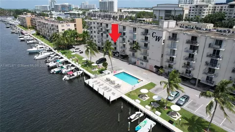 1731 SE 15th St #312, Fort Lauderdale, FL 33316