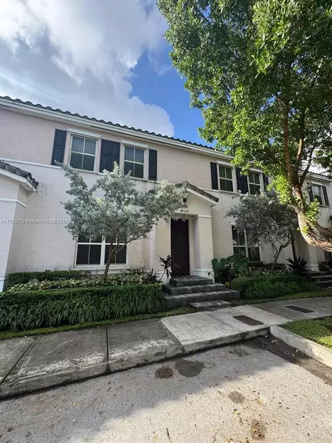 17124 SW 95th Ter, Miami, FL 33196