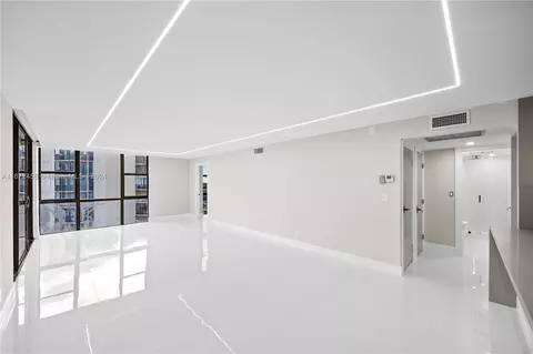 20379 W Country Club Dr #2439, Aventura, FL 33180