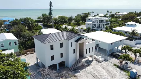 212 Schooner Ln, Duck Key, FL 33050