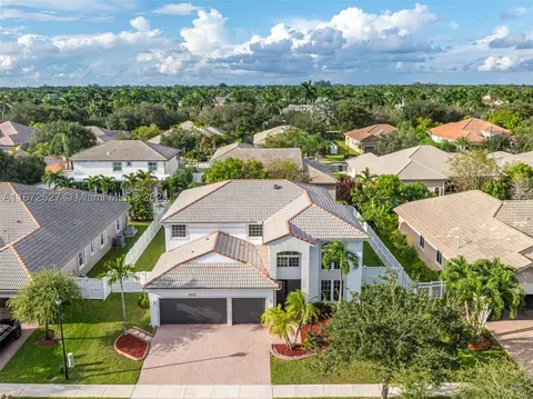 13823 NW 15th St, Pembroke Pines, FL 33028