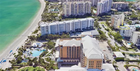590 Ocean Dr #8C, Key Biscayne, FL 33149 photo 2