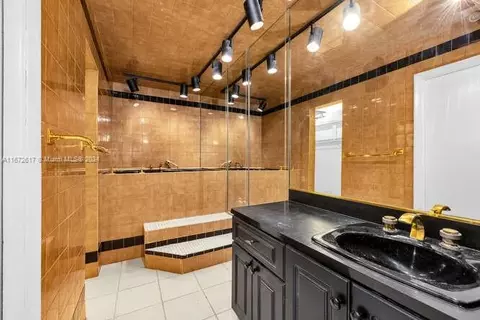 590 Ocean Dr #8C, Key Biscayne, FL 33149 photo 10