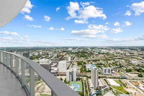 851 NE 1st Ave #PH 5402, Miami, FL 33132