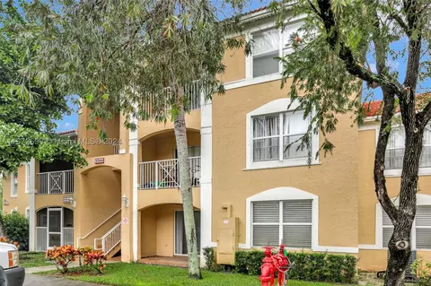 5590 NW 61st St #803, Coconut Creek, FL 33073