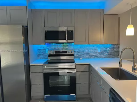 1208 Bahama Bnd #B2, Coconut Creek, FL 33066