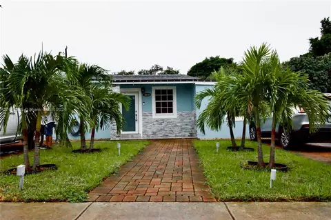 3030 NW 165th St, Miami Gardens, FL 33054